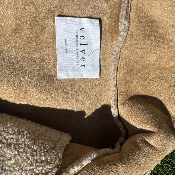 Velvet By Graham and Spencer Long Teddy Coat Tan Large - Picture 2 of 5